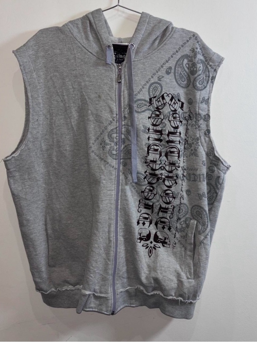 Gray Sleeveless Zip-up Hoodie with Graphic Print by Southpole